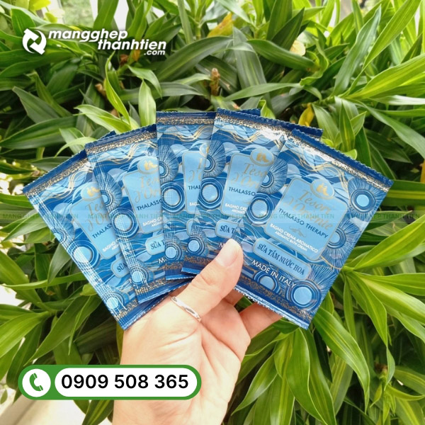 T&uacute;i h&agrave;n 3 bi&ecirc;n đựng sữa tắm k&iacute;n chắc, chống r&ograve; rỉ hiệu quả