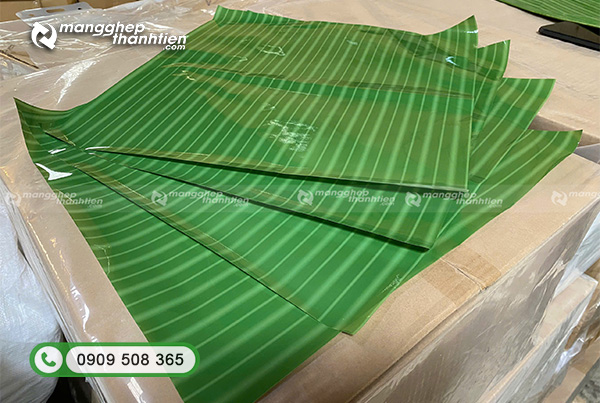 Lá chuối giả khổ lớn giúp đáp ứng đa dạng nhu cầu từ khách hàng