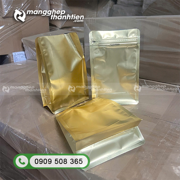T&uacute;i zip nh&ocirc;m 8 cạnh bắt mắt, đứng vững tr&ecirc;n kệ h&agrave;ng