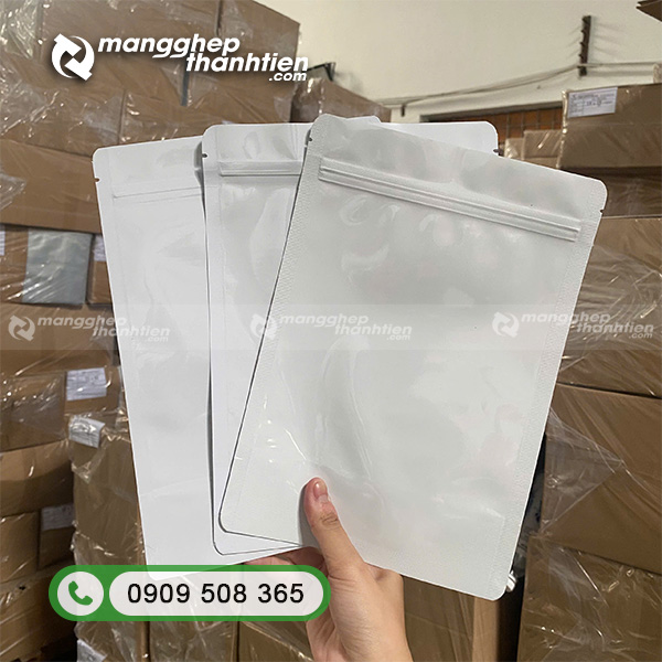 T&uacute;i zipper 2 mặt sữa hai mặt t&uacute;i đều c&oacute; m&agrave;u trắng sữa