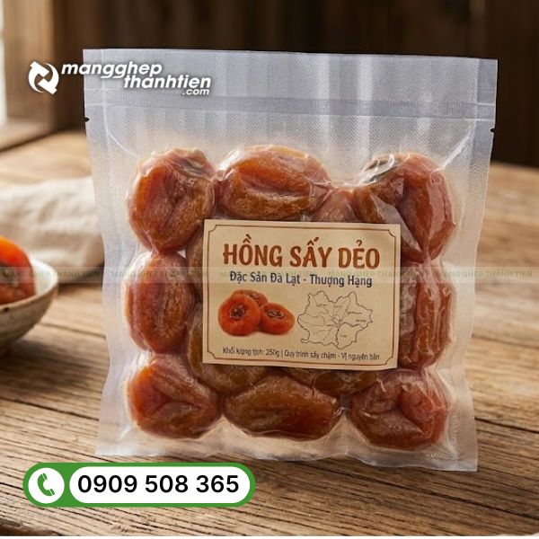 Bao b&igrave; hồng sấy dẻo h&uacute;t ch&acirc;n kh&ocirc;ng gi&uacute;p giữ độ dẻo, chống oxy h&oacute;a v&agrave; k&eacute;o d&agrave;i thời gian bảo quản.