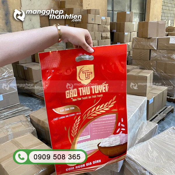 Mẫu bao b&igrave; m&agrave;ng gh&eacute;p d&ugrave;ng để đ&oacute;ng g&oacute;i gạo