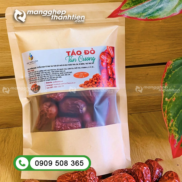Túi zipper giấy kraft đựng táo đỏ giúp dễ dàng quan sát sản phẩm