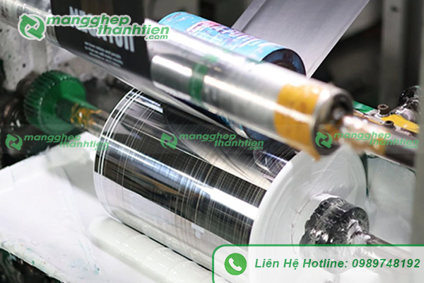 In ống đồng t&uacute;i hột xo&agrave;i tại xưởng